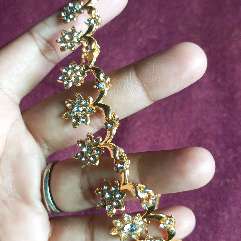 Star ⭐Necklace - Picture 4 of 5
